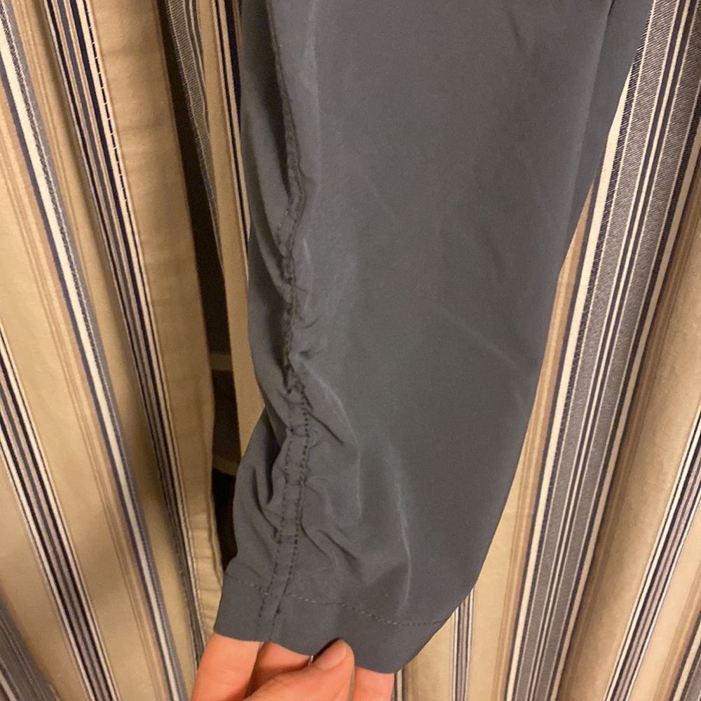 Prana Women’s capri pants - Picture 3 of 5